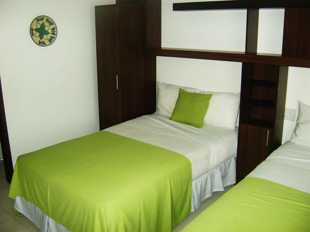 Az Hotel And Suites Панама Экстерьер фото