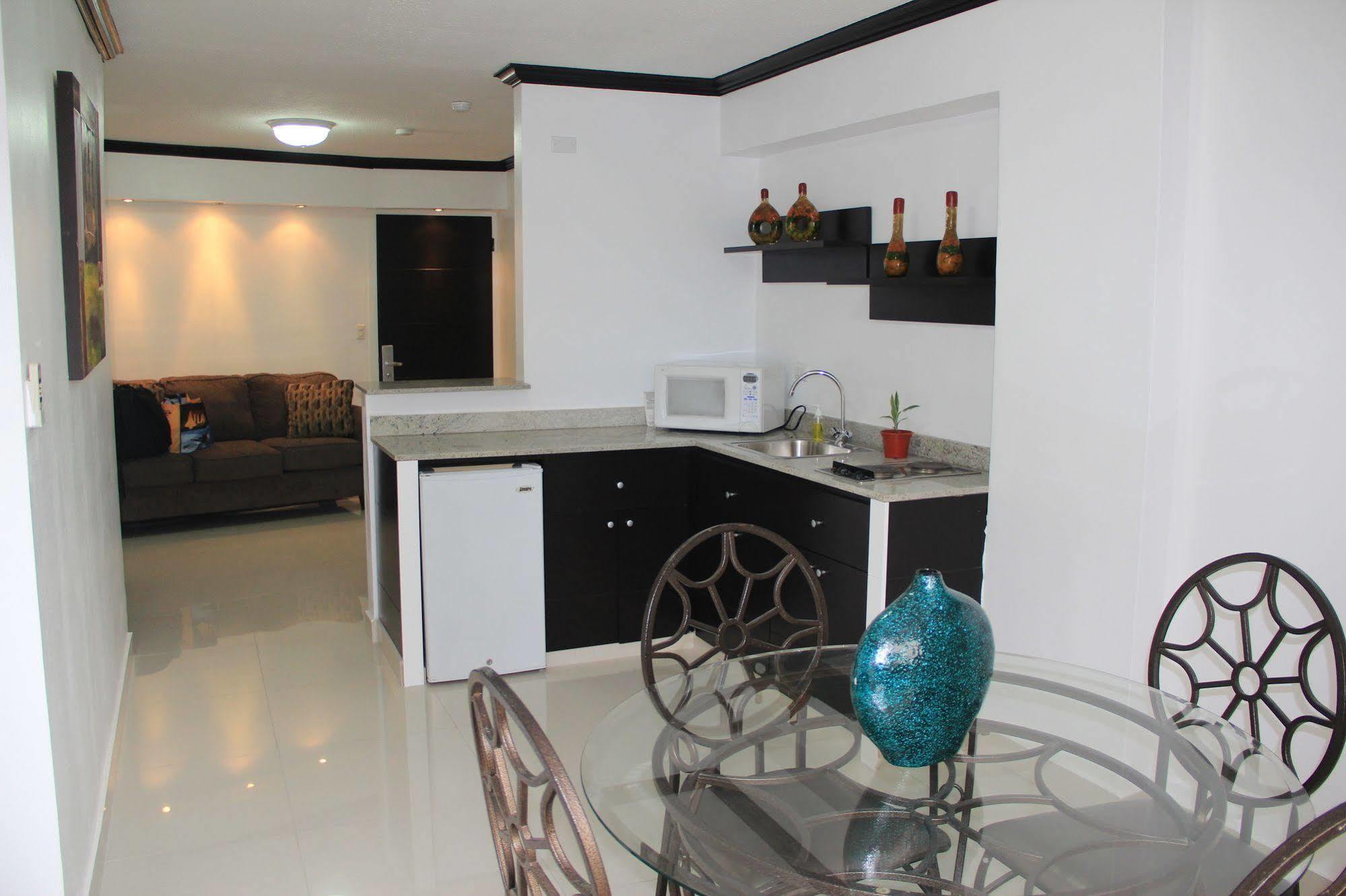 Az Hotel And Suites Панама Экстерьер фото