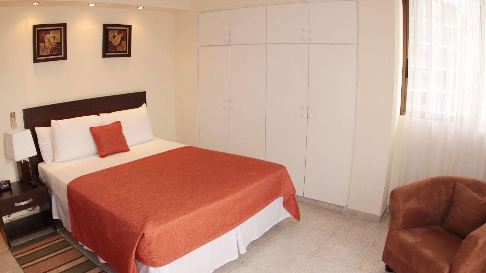 Az Hotel And Suites Панама Экстерьер фото
