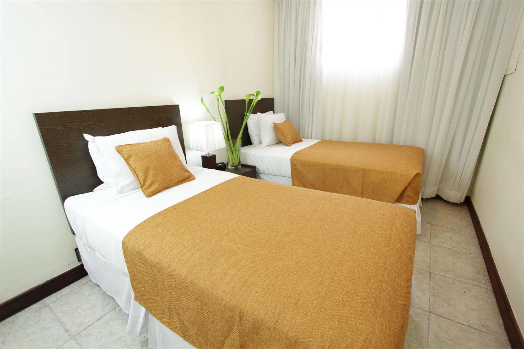 Az Hotel And Suites Панама Экстерьер фото